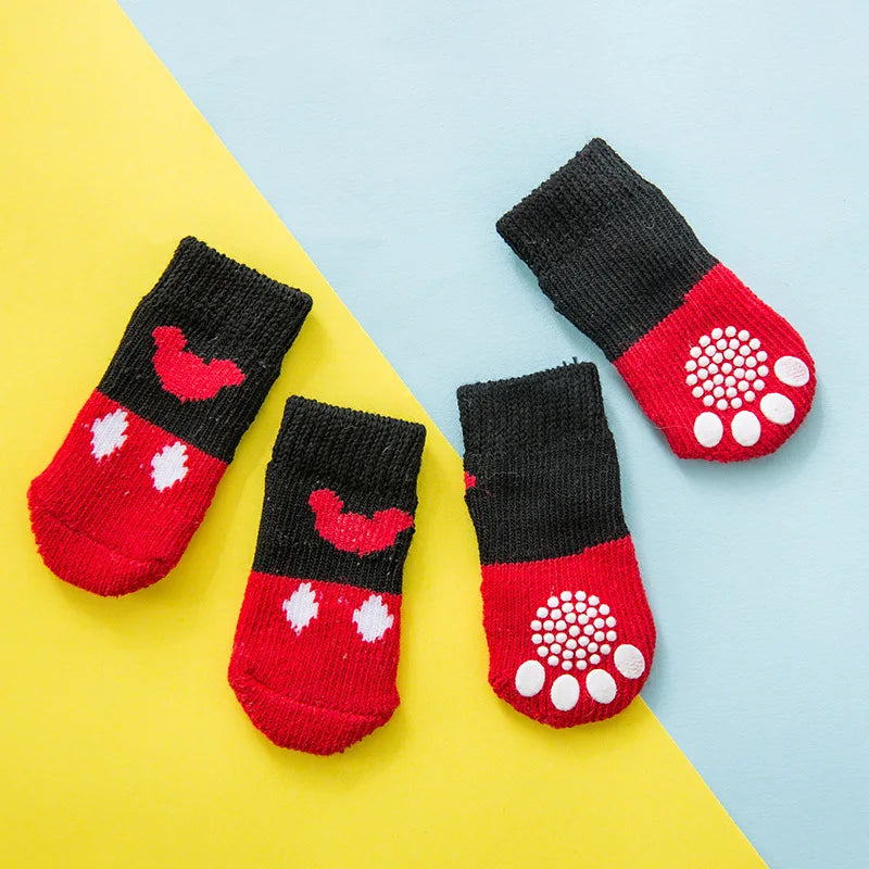 4pcs/set Dog Socks Cute Pattern Foot Covers Warm Anti Slip Shoes Puppy Paw Protector Christmas Gift for Puppy Cat Dogs
